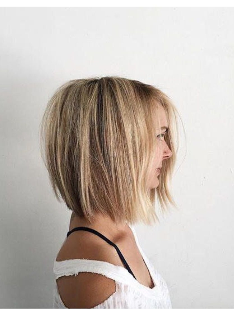 Удлиненное каре асимметрия с челкой