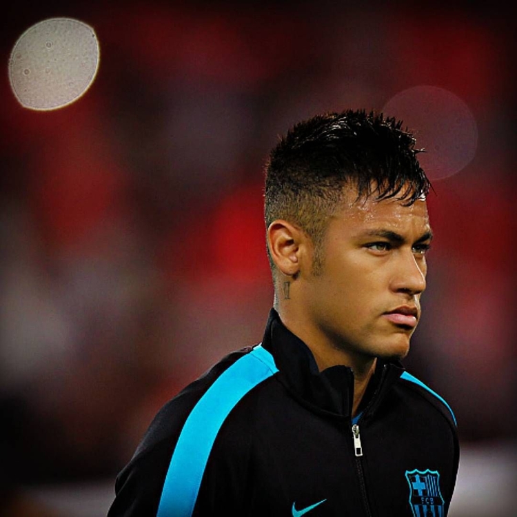 Neymar Barcelona причёска