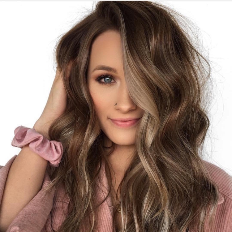 Красивое окрашивание для шатенок