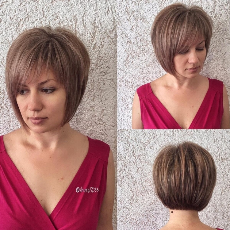 Градуированный Боб на средние волосы с челкой и макушкой