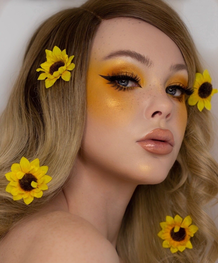Макияж с желтыми цветочками