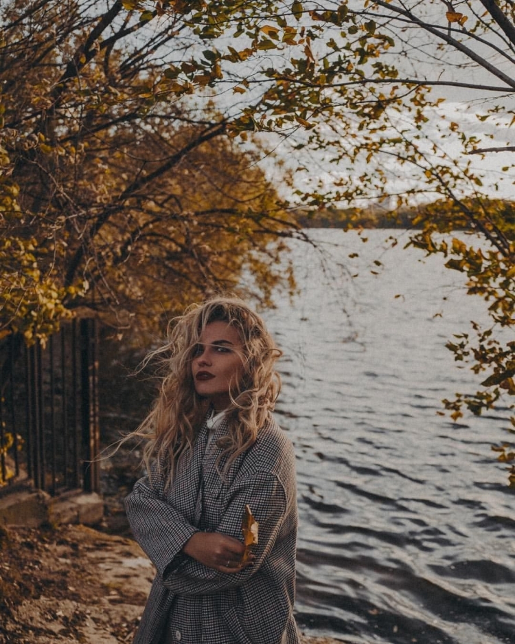 Фотосессия поздней осенью