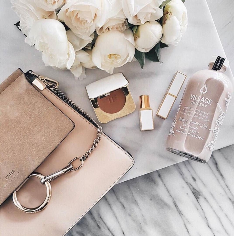 Эстетичная сумка бежевая