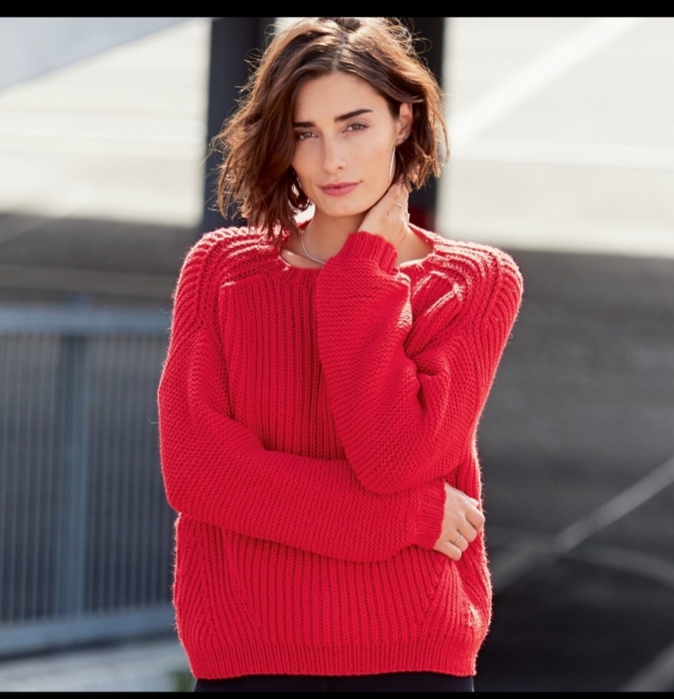 Пуловер женский