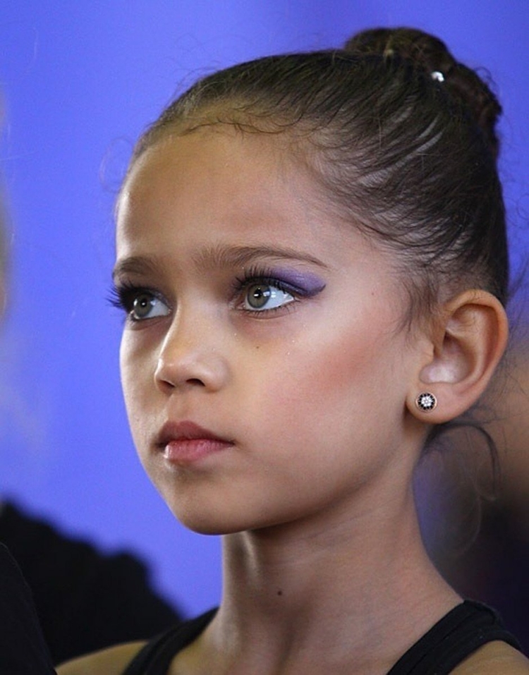 Макияж для гимнастики детский