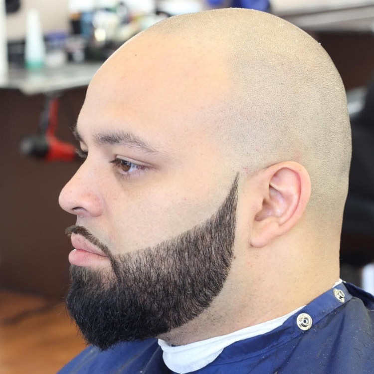 Стрижка и борода для облысевших