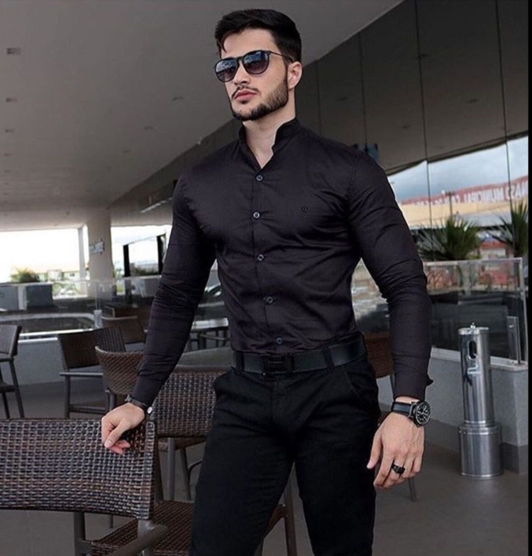 Стиль с черной рубашкой