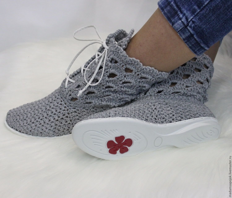 Женские ботиночки крючком