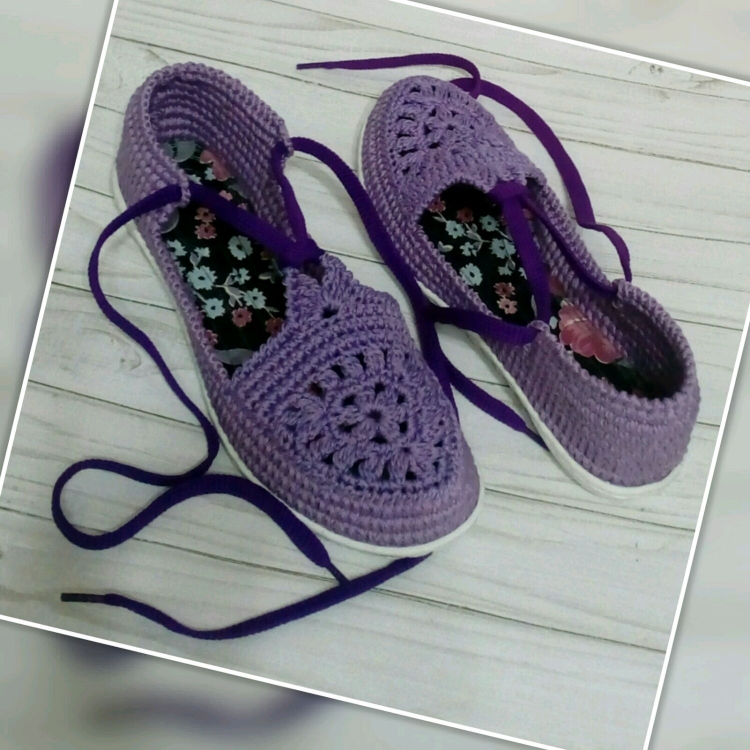 Тапочки, чуни, следки Нина шупиллоо