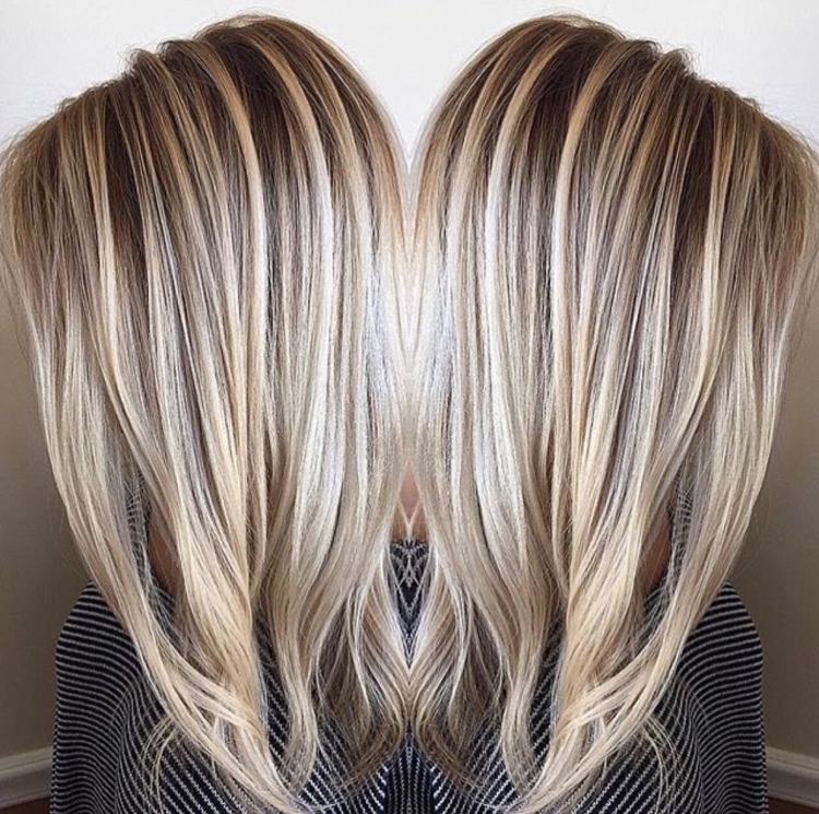 Мелирование на светлые волосы