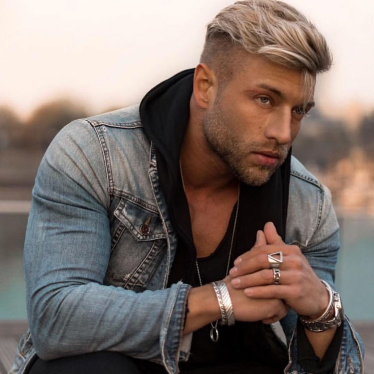 Доминик оннебье блондин