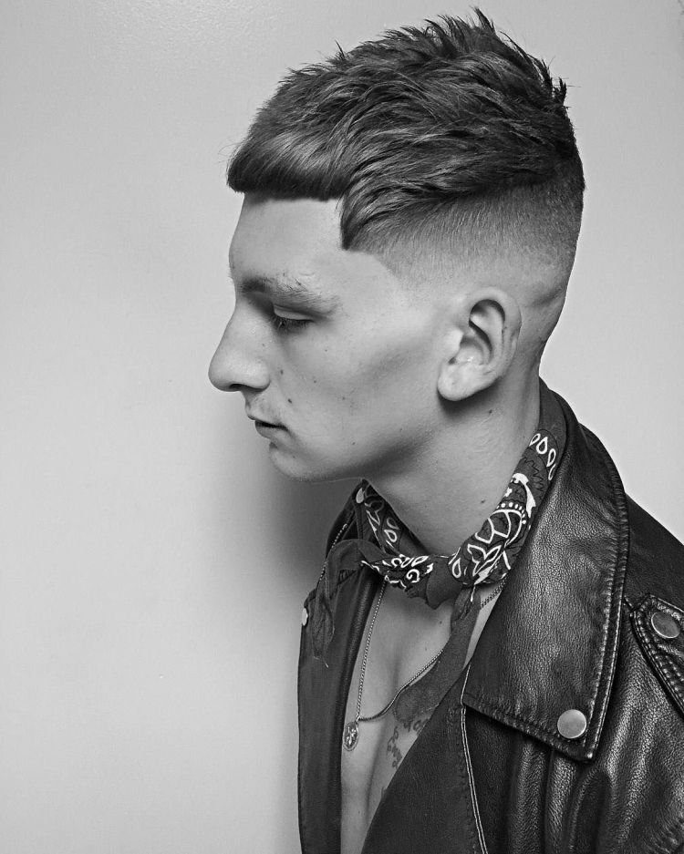 Мужские стрижки короткие с выбритыми висками