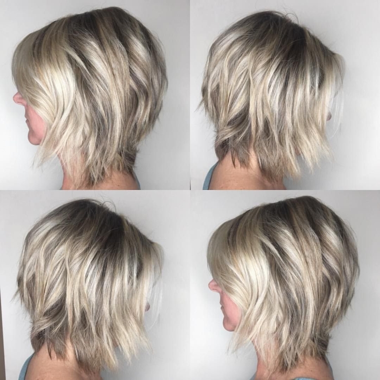 Градуированный Пикси Боб на средние волосы