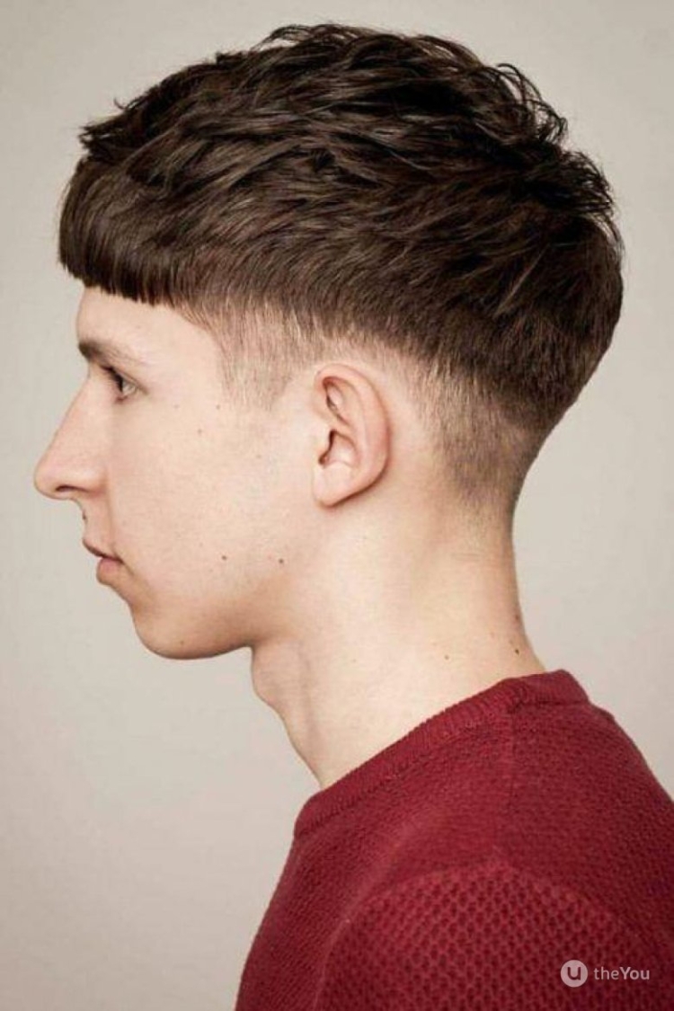 Bowl Cut men стрижка