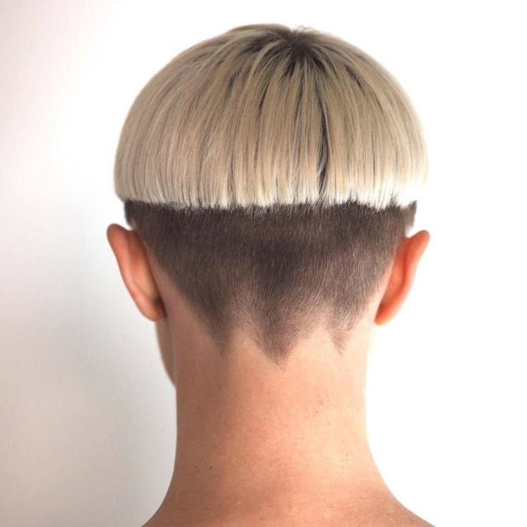 Стрижка под горшок мужская короткая