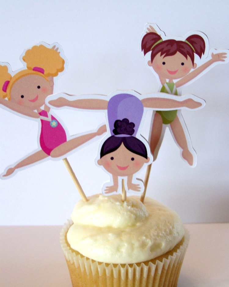 С днём рождения гимнастке