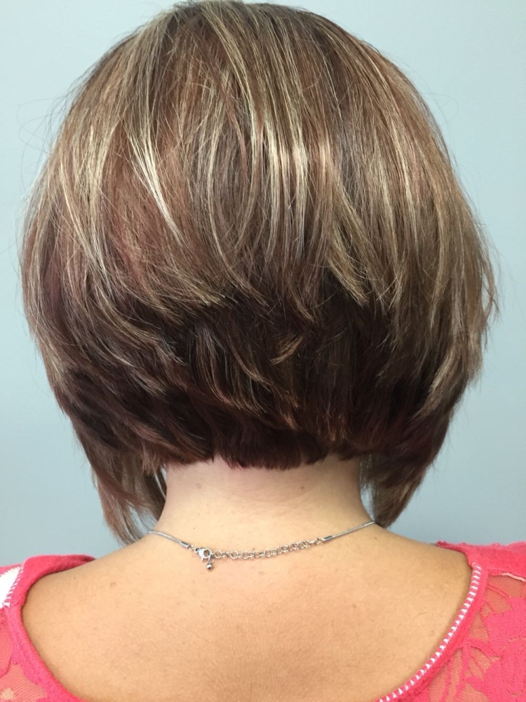 Боб каре затылок