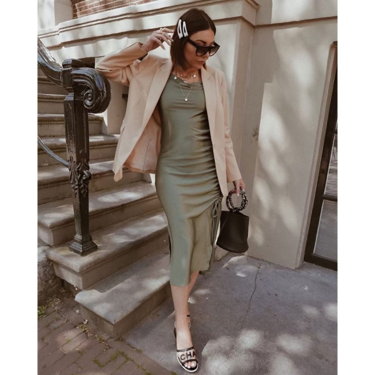 Цвет кэмел в одежде сочетание