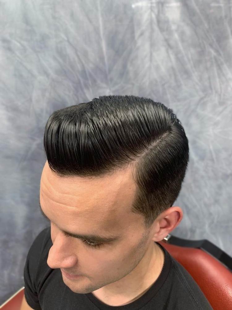 Классическая мужская стрижка барбершоп