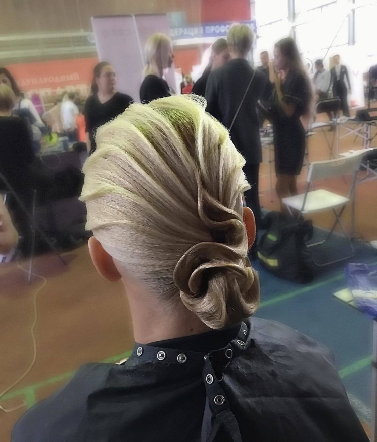 Конкурсные прически для бальных танцев