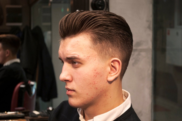 Егор Ерушин прическа