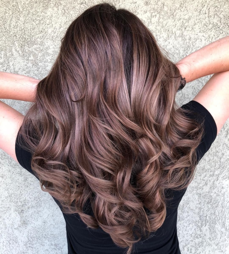 Окрашивание в шоколадный цвет