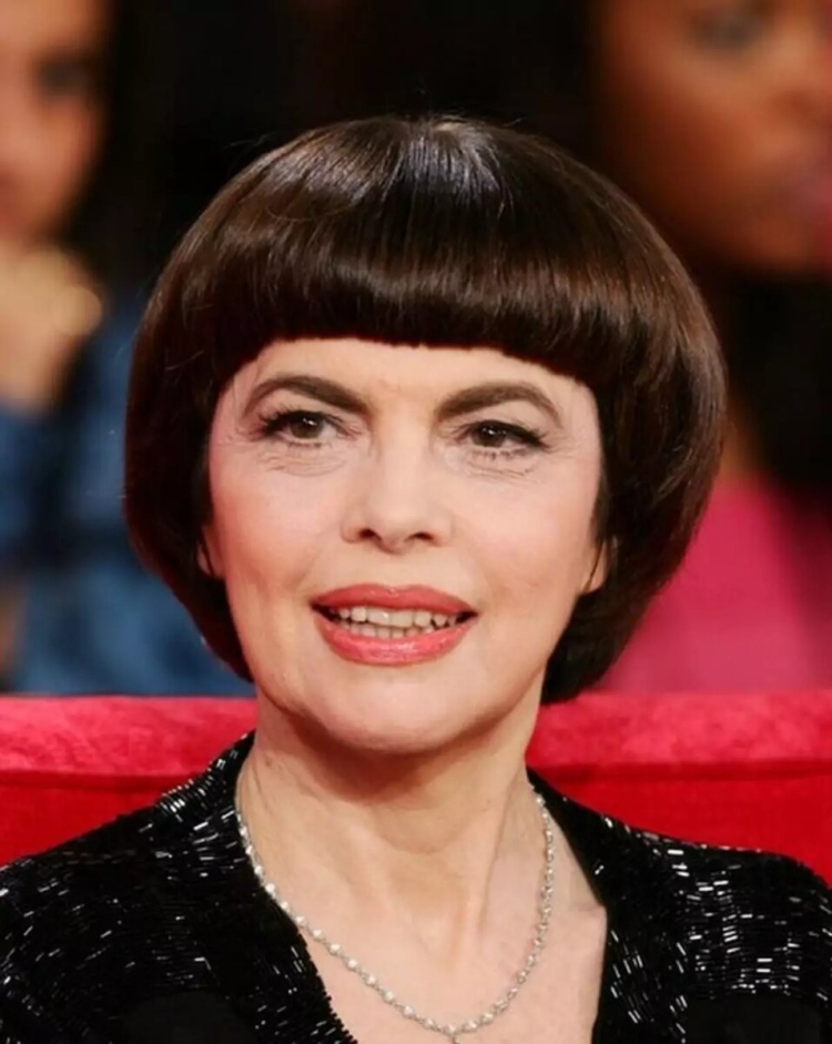 Стрижка паж Мирей Матье