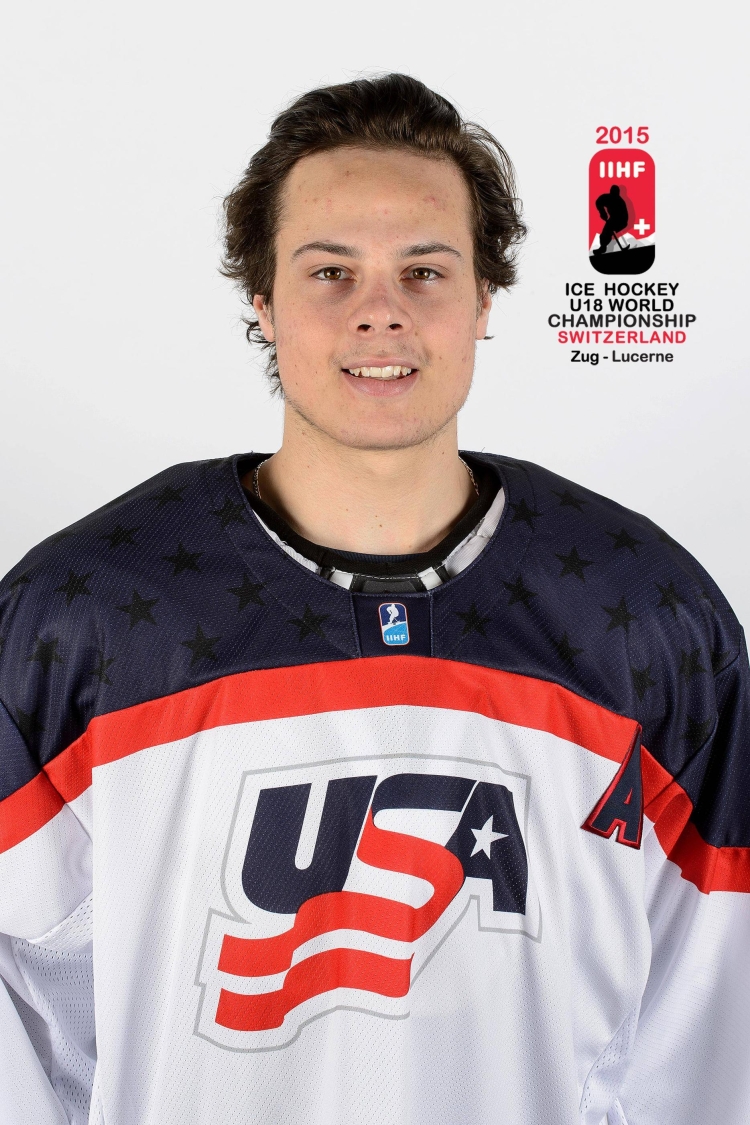 Мэтьюз хоккеист