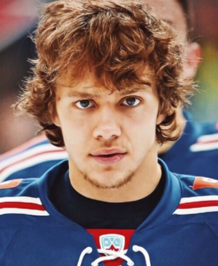 Артемий Панарин хоккеист