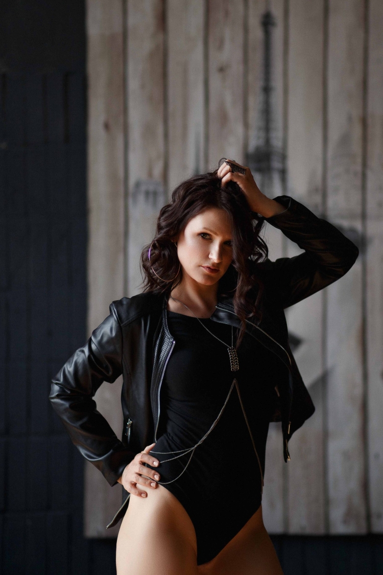 Дерзкая фотосессия в студии