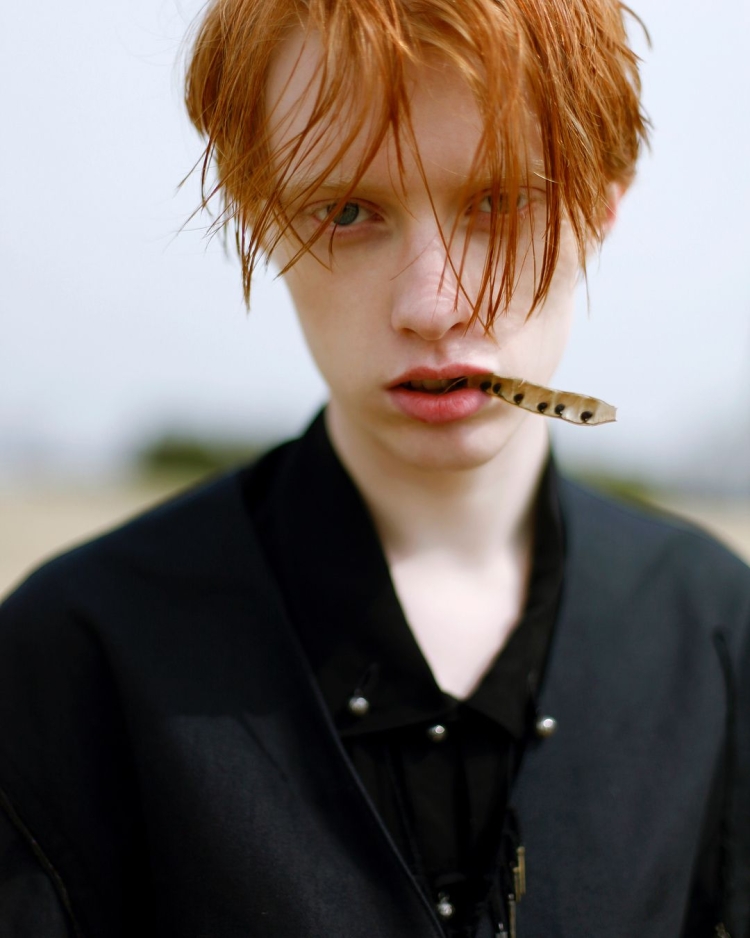 Оливер ХАЕС модель рыжий улыбается