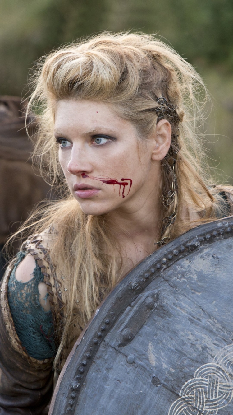 Кэтрин Уинник Викинги прическа