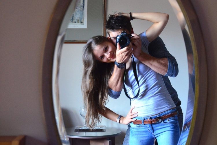 Фотосессия с зеркалом