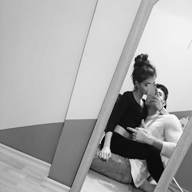 Зеркала (пара)