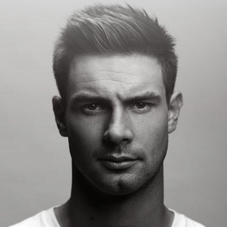 Мужская стрижка теннис Бобрик