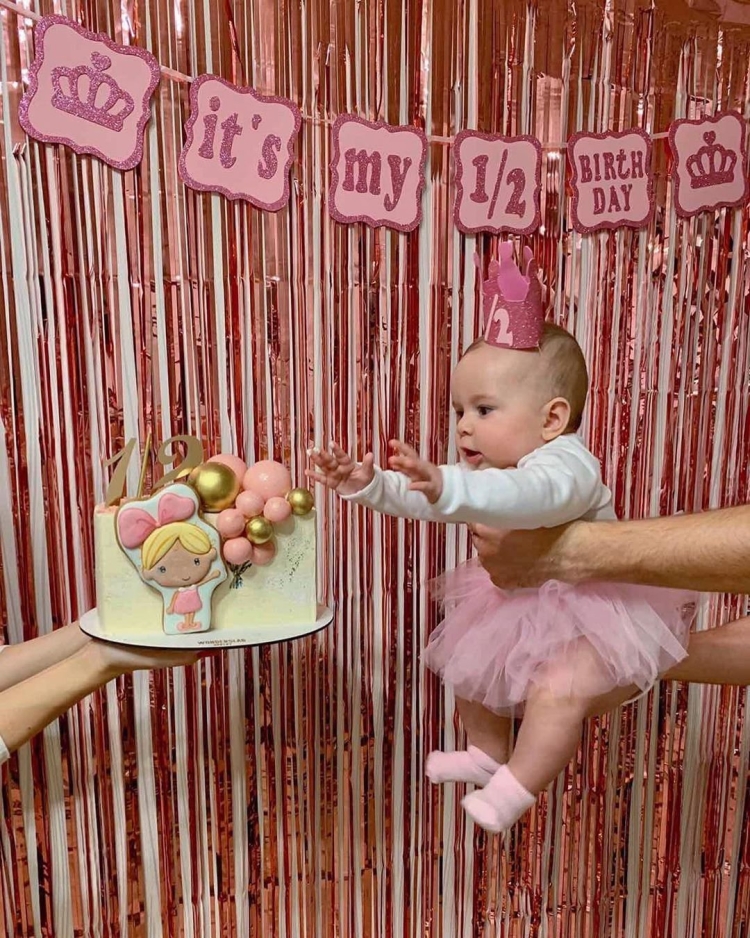 Тортик на полгодика девочке