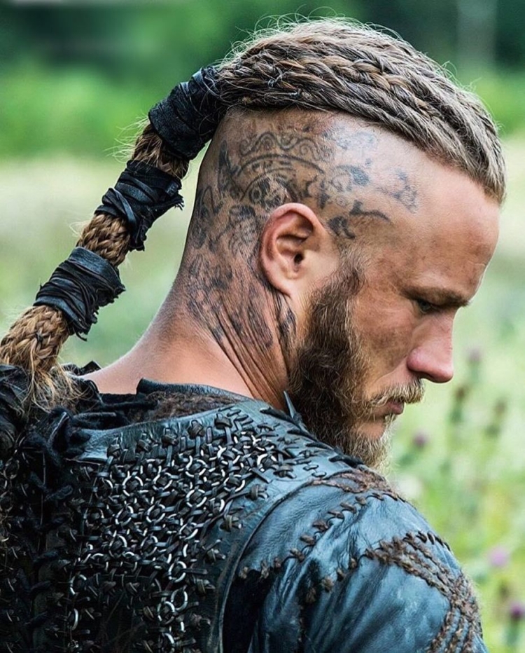 Викинг стрижка Рагнар Лодброк
