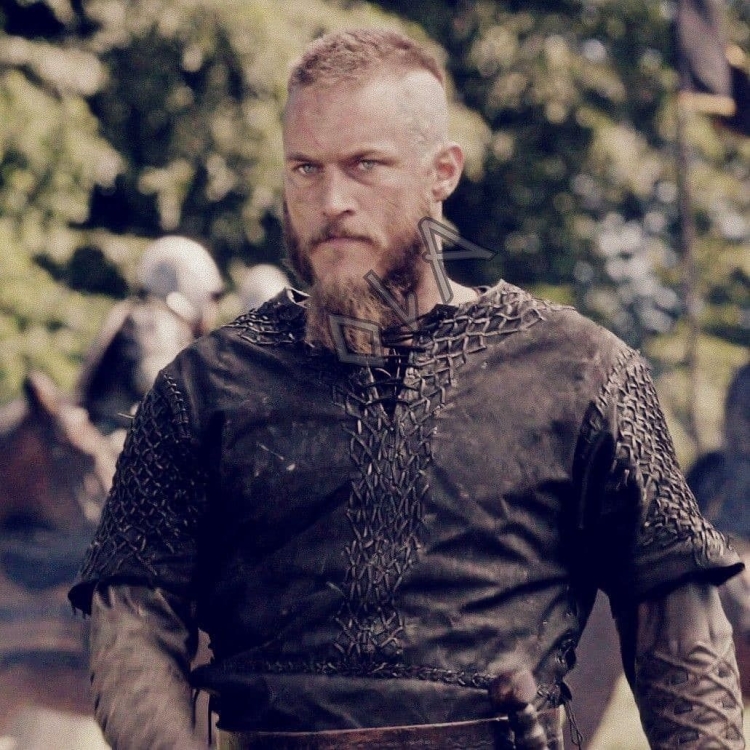 Рагнар Лодброк короткая стрижка