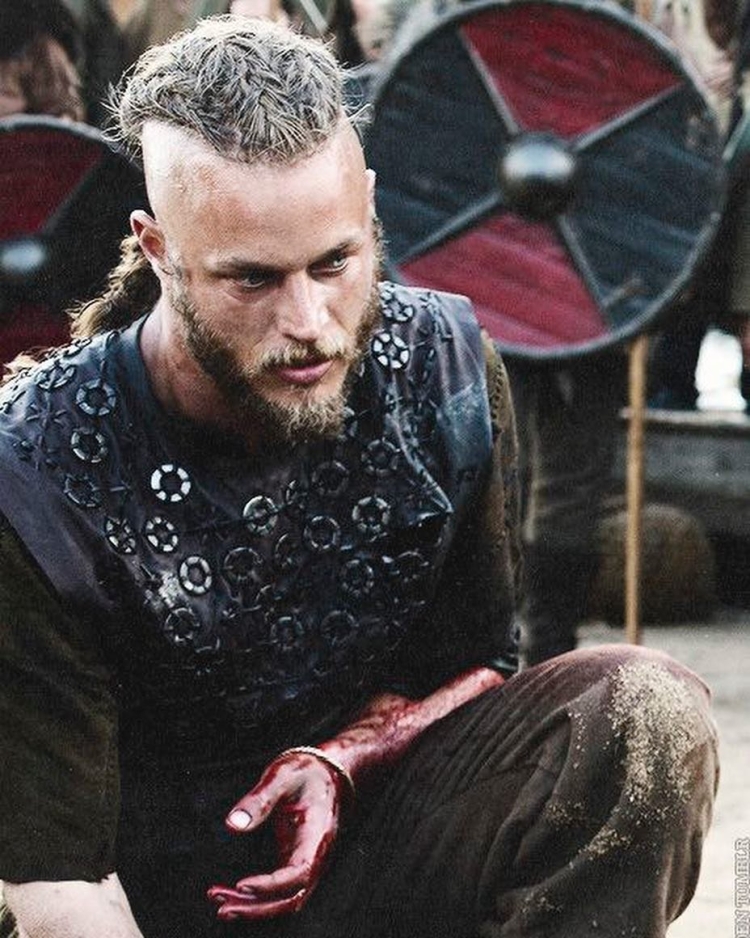 Трэвис Фиммел Рагнар Лодброк и Лагерта