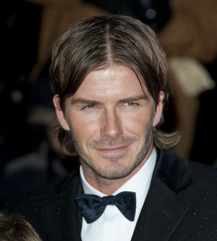 Мужская стрижка с пробором по середине