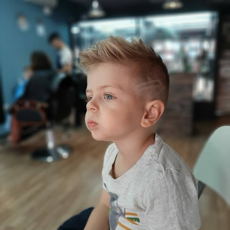 Стрижка дракончик для мальчиков