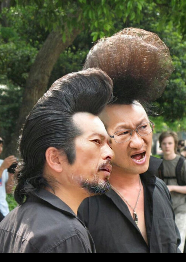 Помпадур прическа Япония