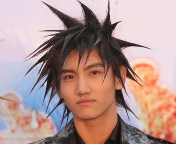 Необычные прически Idols