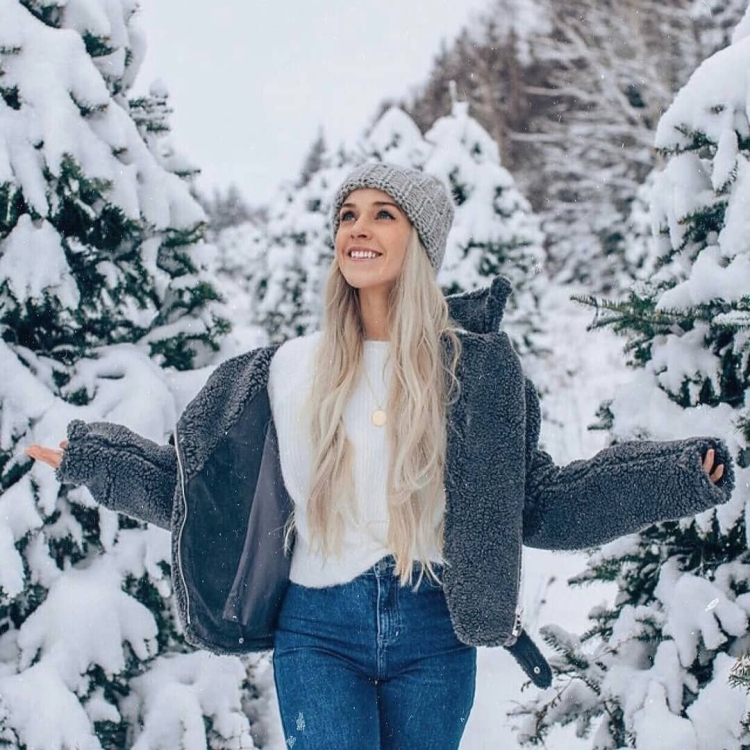 Зимняя фотосессия в лесу