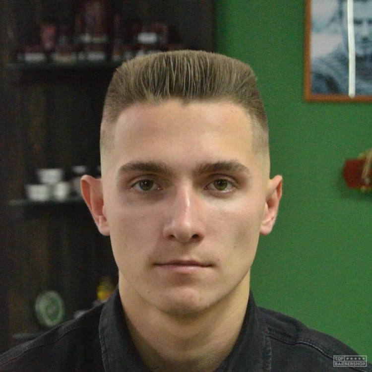 Стрижка площадка Бобрик