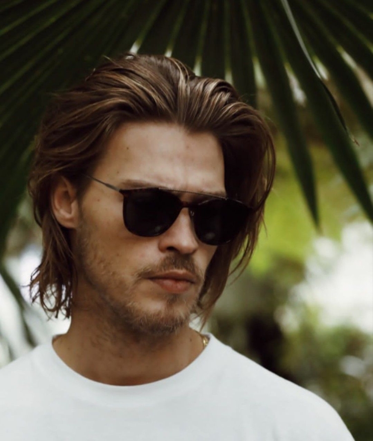 Серф прическа мужская