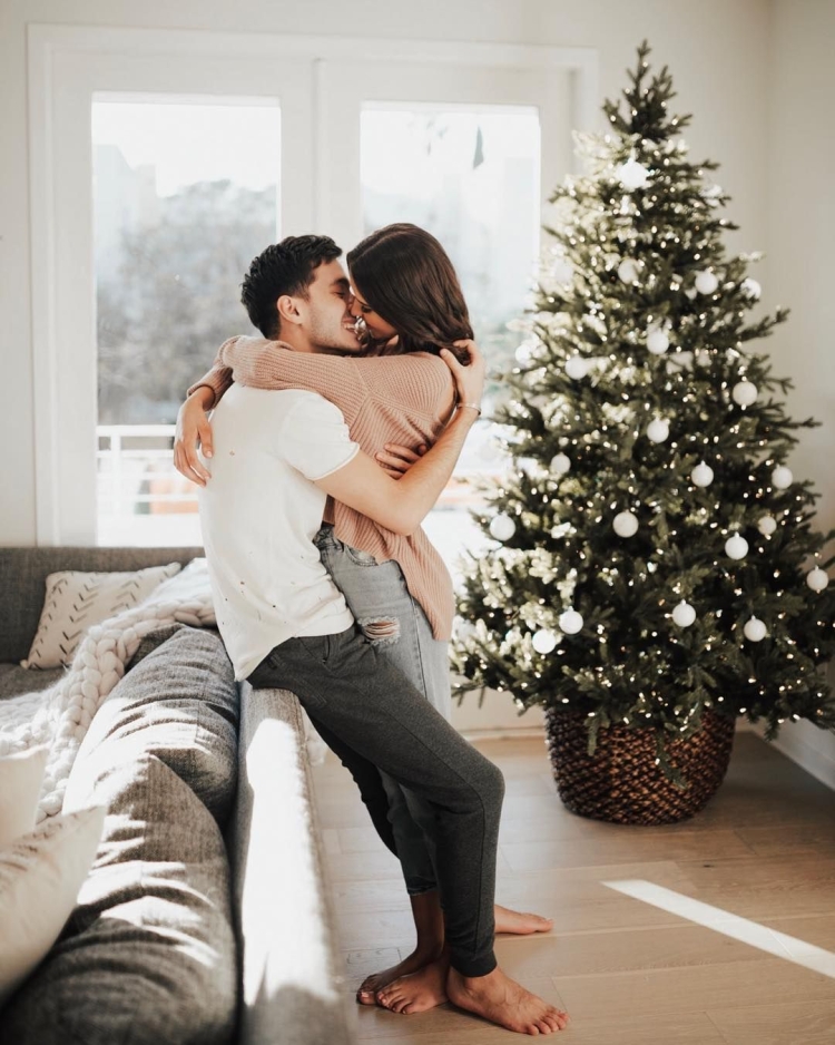 Новый год влюбленные