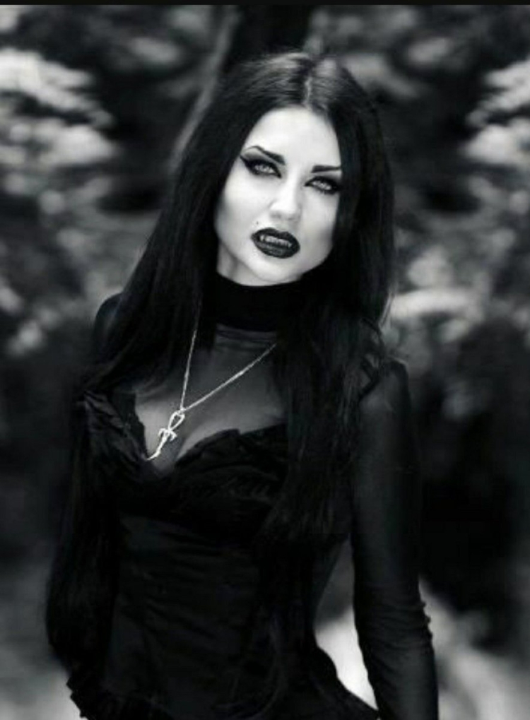 Готесса Кристабель