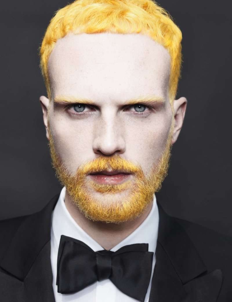 Жёлтые волосы у мужчин