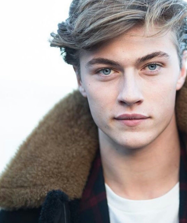 Лаки Блю Смит Ривердейл